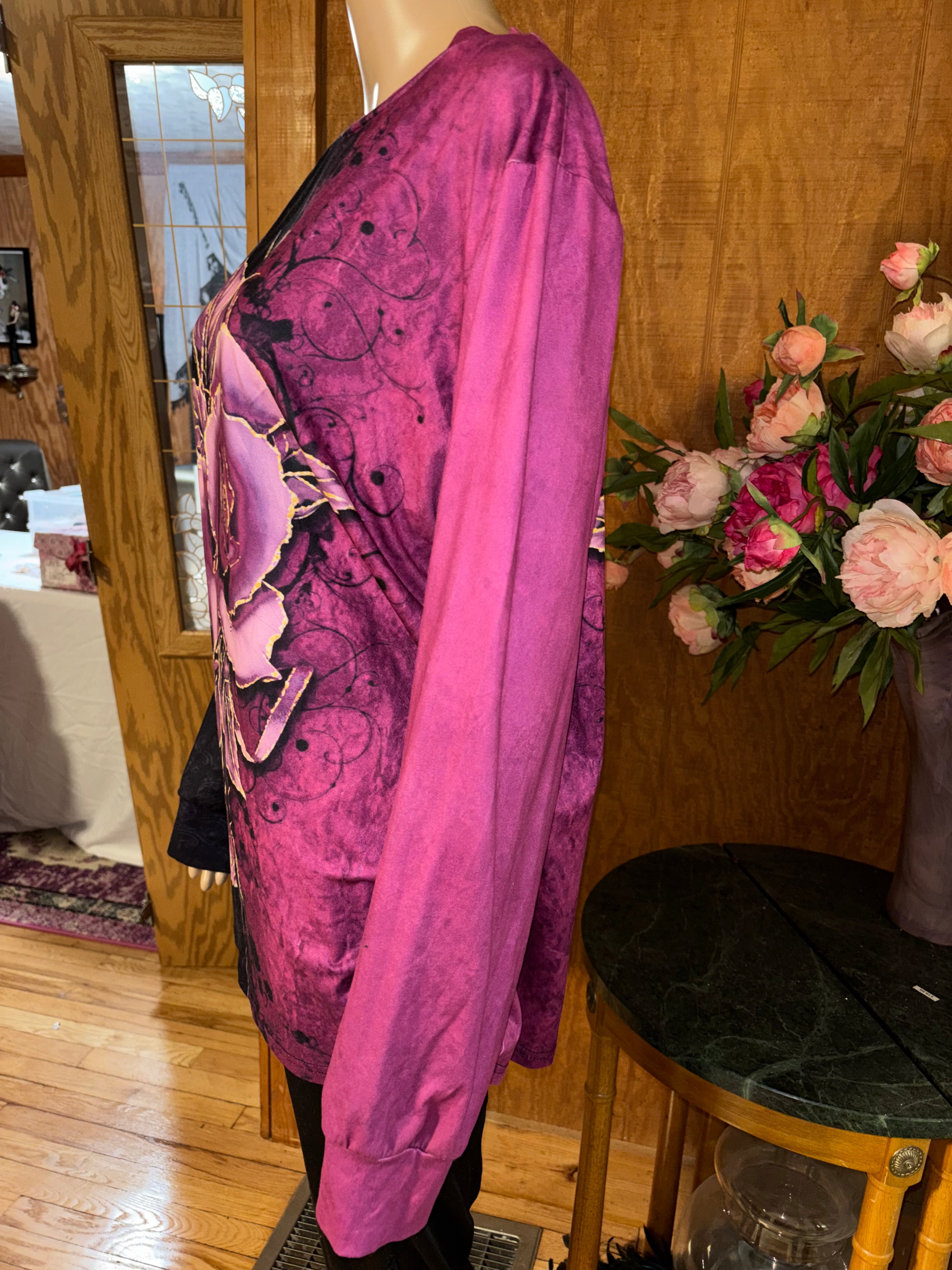 1XL Black Magenta Rose Long Sleeve Top